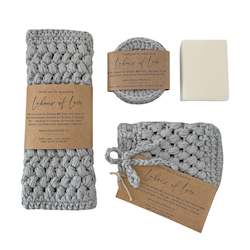 Big Humans: Bath Gift Set Grey With Free Soap