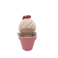 Tiny Humans: Pudding  Pal - Ice Cream Swirl