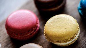 Products: (GF) Macarons