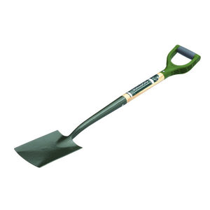 Border Spade Bulldog Evergreen