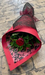 Products: Single Rose Gift wrapped - La Fleur
