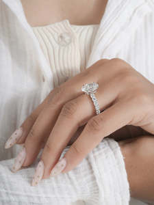 4.5 Ct Oval Lab Grown Diamond Solitaire Engagement Ring