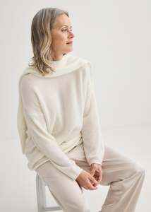 Knitwear: Alpaca Sweater with Scarf - Ivory