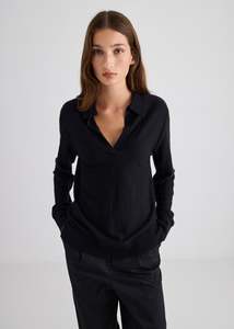 Knitwear: Noa Featherlight Cashmere Polo - Black