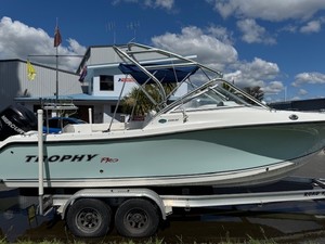 Products: Trophy 2206 Dc
