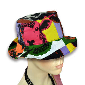 Frontpage: Pop Art Sheep Bucket Hat