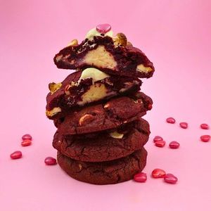 Box of 4 cookies - Lang's Little Bakery's red velvet white choc chip cookies
