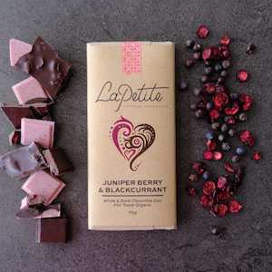 Wholesale: Valentine's White & Dark Chocolate Duo