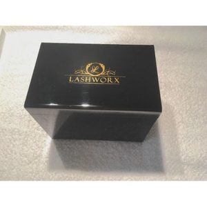 Lashworx Lash Vault ⋆ Lashworx