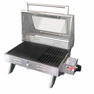 Camping: KIWI SIZZLER PORTABLE GAS BBQ WITH WINDOW