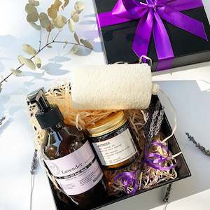 French Lavender: Showertime Indulge Gift Box