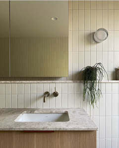 Wall Tiles: Hida White Matt 6x22.7