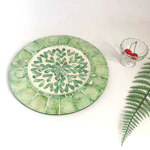 Willow Hand-made Shell Decorative Tray/Placemat 33cm - Spring