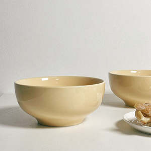 Tableware: Micano Modern Minimalist Porcelain Large Bowl 18cm - Vintage Cream Yellow