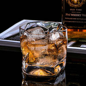 Linton 2PCS Creative Twisted Irregular Crystal Glass Set 250ml