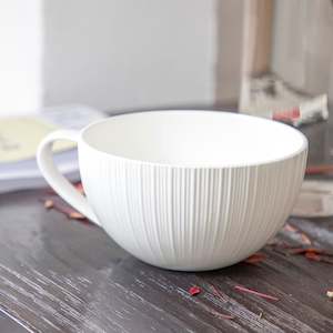 Mug: Georgia J Mujde Soup Mug with Handle 1000ml - White