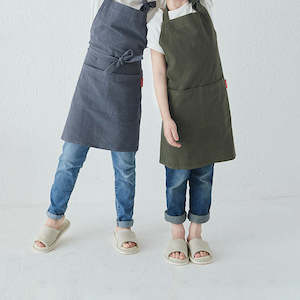 Apron: Maison Children's Linen Apron With 2 Pockets - Army Green