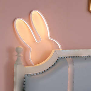 Light: Starlet LED Rabbit-Shaped Lamp - White