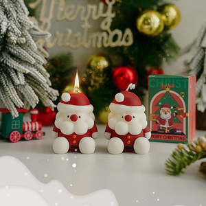 Decoration: Luna Handmade Scented Santa Christmas Candle with Gift Pack - English Pear