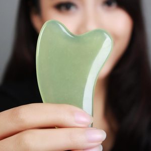 Beauty: Beauty jade scraping