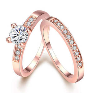 Jewellery: Rose gold ring with diamonds