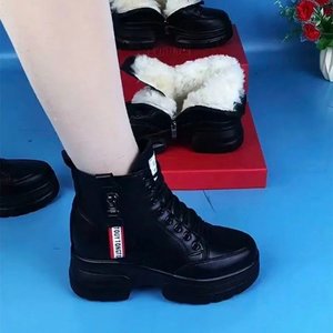 Shoes: Women's Soft Leather Martin Boots Fleece Lined Comfortable