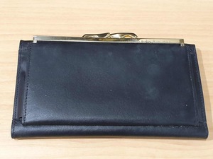 Products: 2069 Womens Wallet - Leather Direct