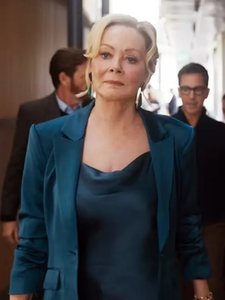Hacks S04 Deborah Vance Blue Blazer