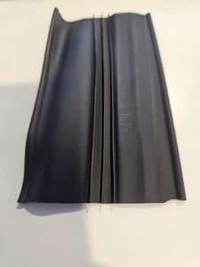 Deluxe rubber door seal