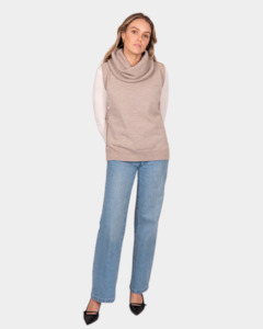 Fields Side Button Crew Neck Vest