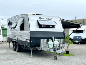 2016 Paramount Commander OFF-ROAD / CRUISEMASTER INDEPENDENT SUSPENSION / TWIN A&hellip;