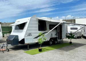 Products: 2014 Jayco Starcraft 19.61-2 TWIN AXLE / FULL ENSUITE / QUEEN ISLAND BED / FRESH WATER TANKS / AWNING / FULL FRIDGE-FREEZER UNDER CONTRACT