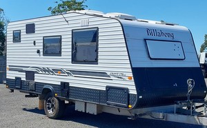 Caravans: 2017 Billabong Grove 176 SEMI OFF-ROAD / SINGLE AXLE / QUEEN ISLAND BED / FULL ENSUITE / AWNING / SOLAR / ON-BOARD TANKS / HEAT PUMP / DIESEL HEATER UNDER CONTRACT