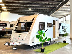 Products: 2016 Elddis Xplore 304 “NEW SHAPE” – SMART & COMPACT 4-BERTH / DINETTE / BUNKS / L-SHAPED LOUNGE VIDEO TOUR, FINANCE AVAILABLE