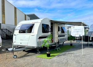 Products: 2016 Adria Altea 552 UP SPORT FRONT CLUB LOUNGE / LIGHTWEIGHT / ISLAND BED / AWNING / SOLAR / FRESH WATER TANK UNDER CONTRACT