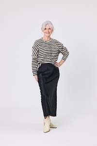 All Seasons Knitwear: Ella Skirt Black