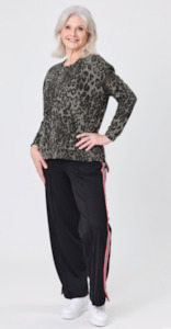 Olga Top Grey Leopard