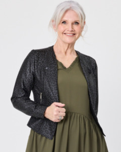 8: Mika Leopard Jacket Grey Leopard