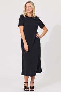 Molly Linen Dress