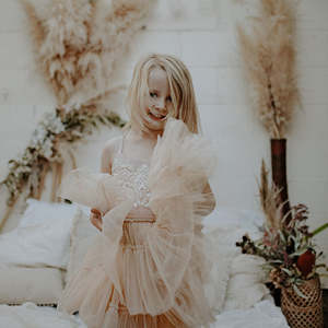 Pedestal Dress | White | Size 2-3