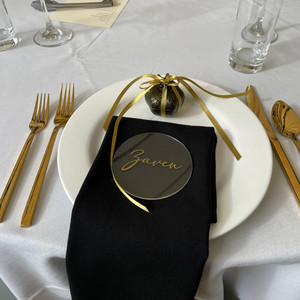 Place cards - Coasters with vinyl Leo Design Studio