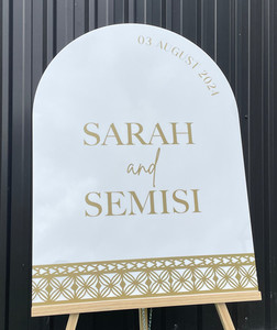Arch Welcome sign - Sarah Leo Design Studio