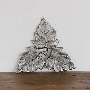 Homewares: Leaf Trivet