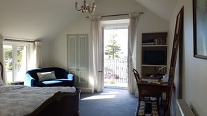 Products: Ariege Room
