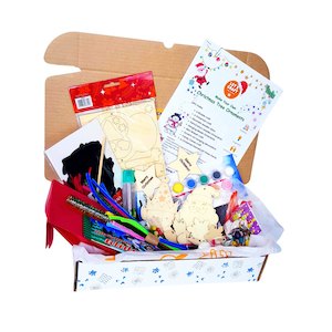 Past Monthly Box Themes: Xmas Ornaments Craft Kit