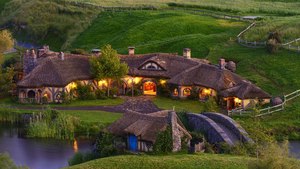 Lord of the Rings 14 day Scenic Explorer