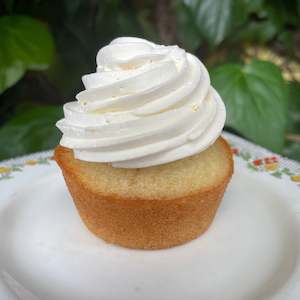 Bakery: Lemon Cream Cupcake