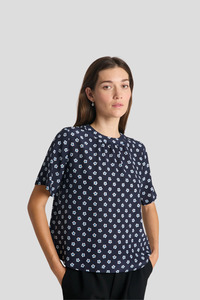 Sunglasses Copy: Twenty-Seven Names You and Me Tee - Navy Daisy
