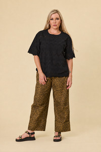 Luna Top | Black broiderie