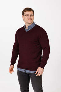 Knitwear And Jerseys: 9903 Merino V Neck Jersey